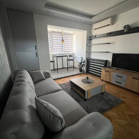 Central Sky View Apartment 베오그라드 외부 사진