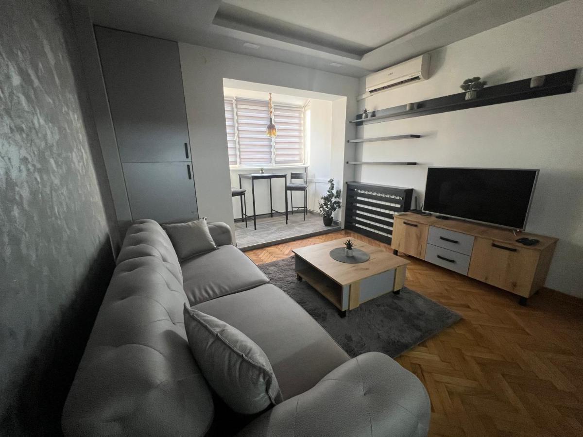 Central Sky View Apartment 베오그라드 외부 사진